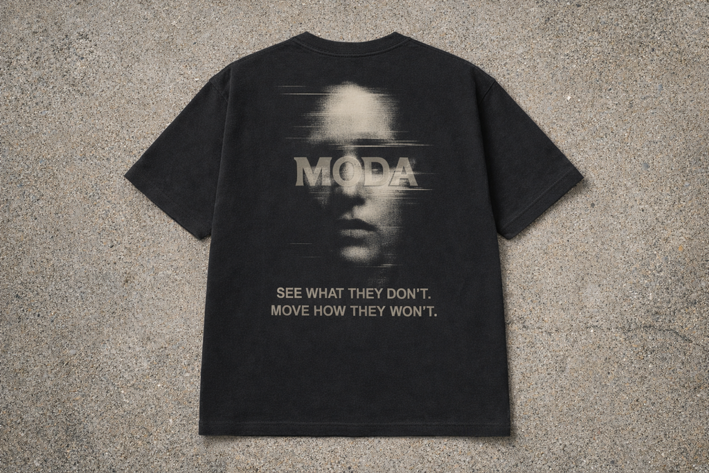 Moda Portrait Tee